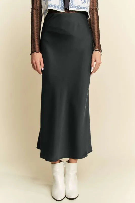 Davi & Dani High Waist Midi Skirt Black