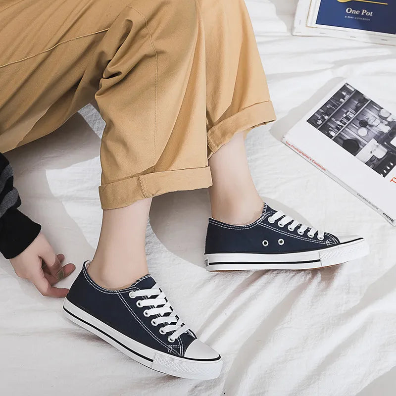 Lace Up Round Toe Sneakers Peacock Blue