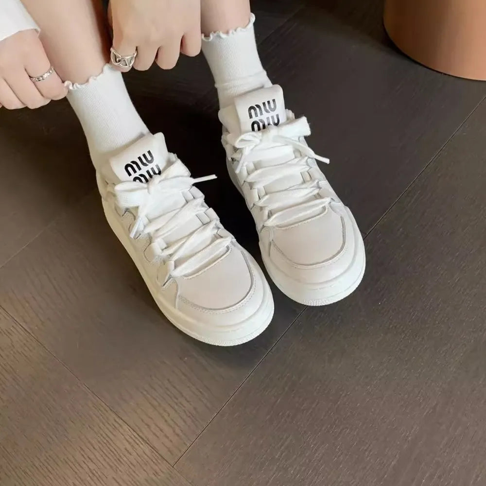 Lace Up Round Toe Sneakers
