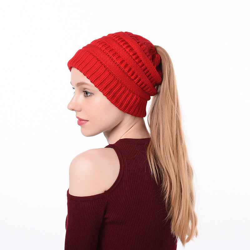 Womens Knitted Ponytail Hat Winter Warm Cap Big Red Without label