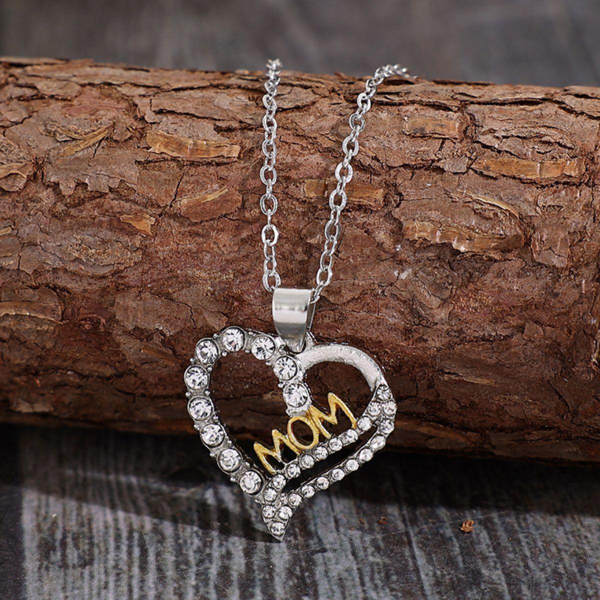 Alloy Inlaid Zircon Heart Pendant Necklace Silver One Size