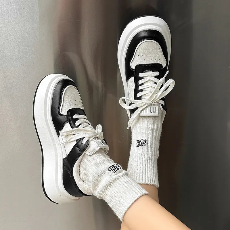 Lace Up Round Toe Platform Sneakers Black