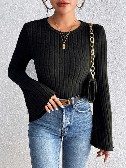 Honey Round Neck Flare Sleeve T-Shirt Black