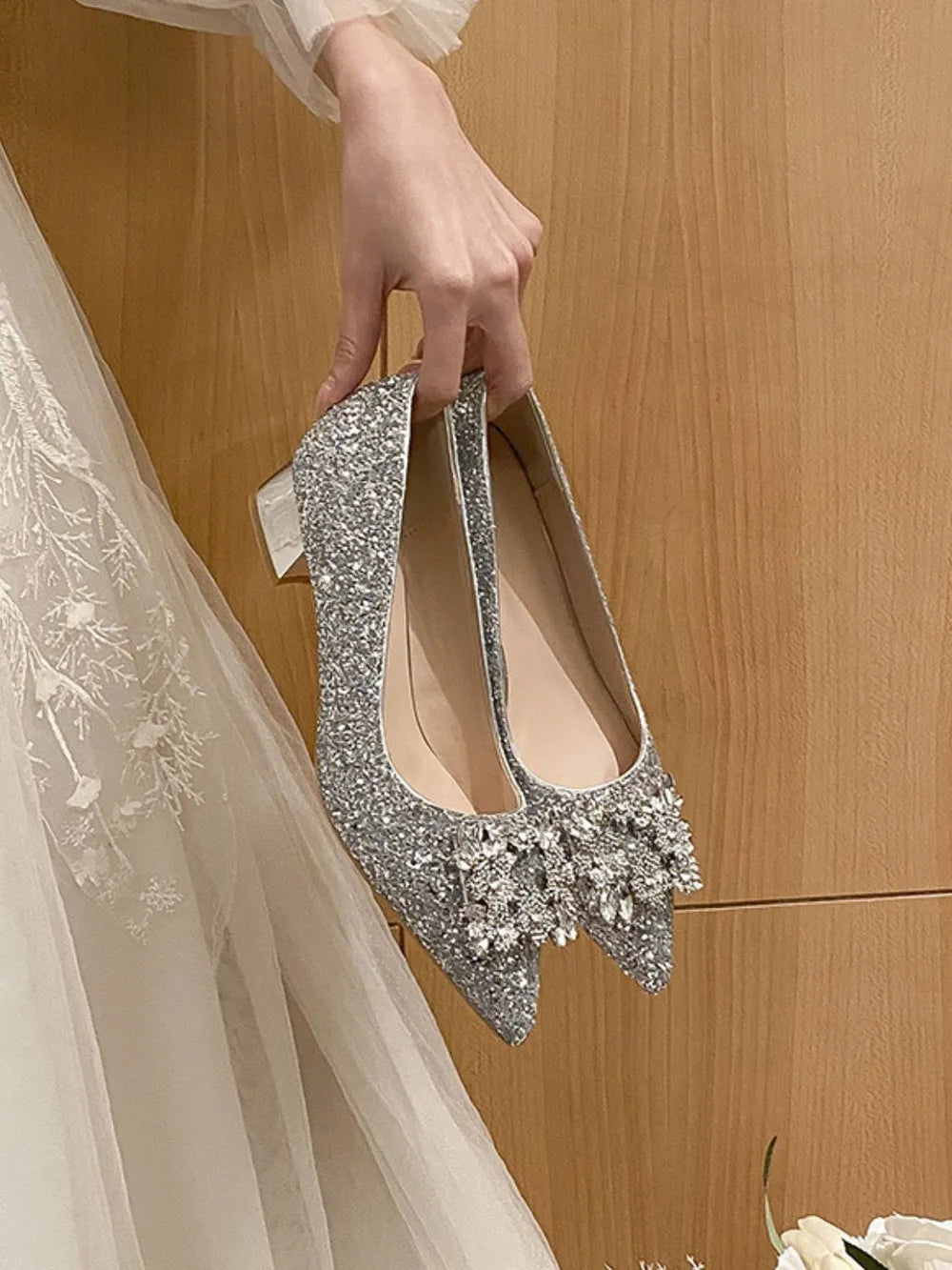 Glitter Point Toe Block Heel Pumps Silver