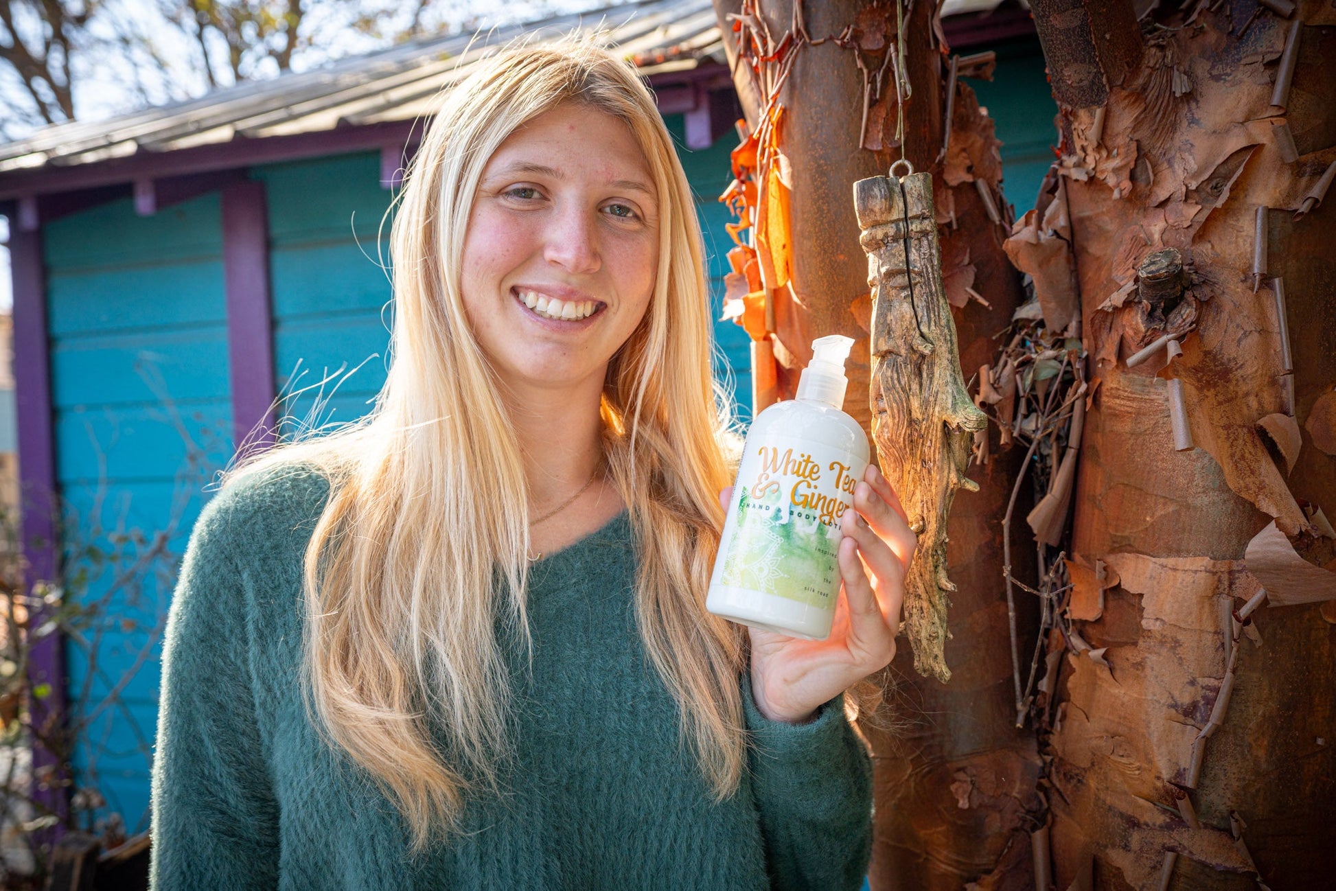 WHITE TEA & GINGER HAND & BODY LOTION 16 oz or 2 oz