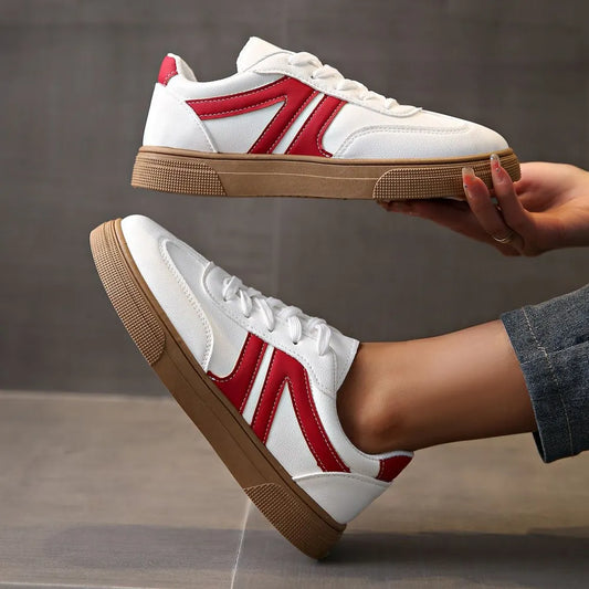 Lace Up Round Toe Contrast Sneakers Red