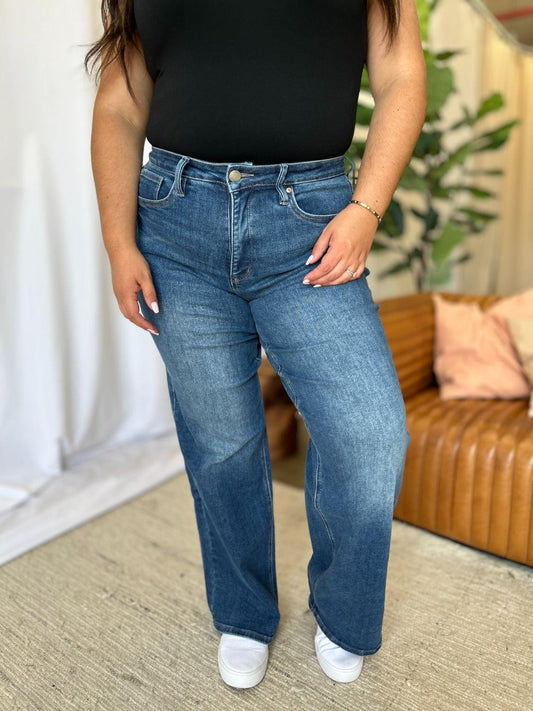RFM Full Size High Rise Tummy Control Wide Leg Jeans Medium
