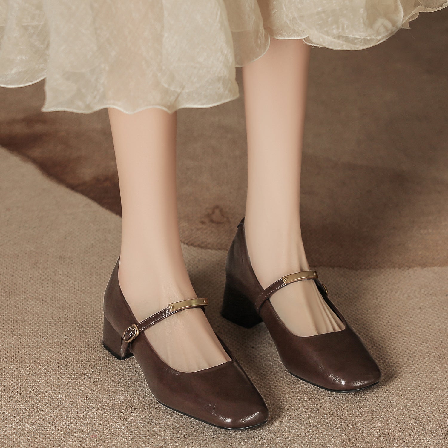 Square Toe Block Heel Pumps Brown