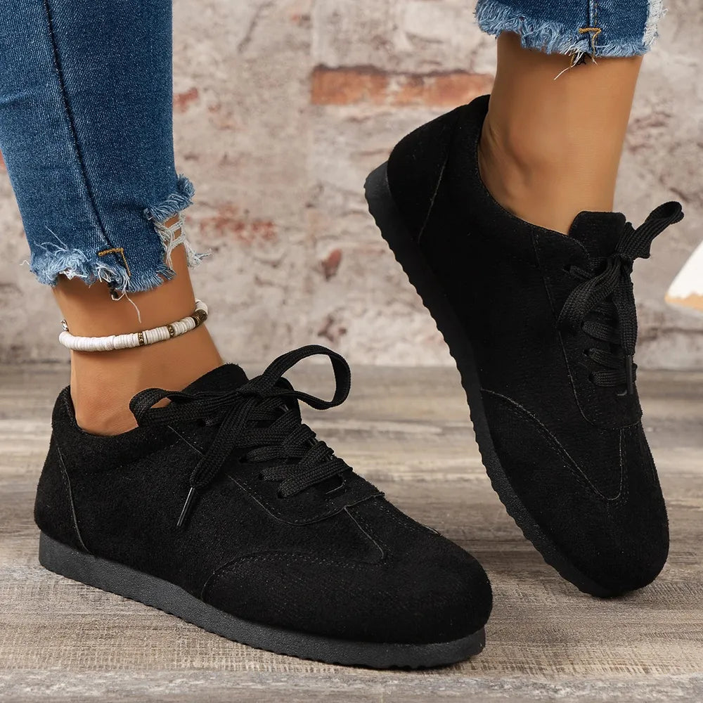 Lace Up Round Toe Sneakers Black