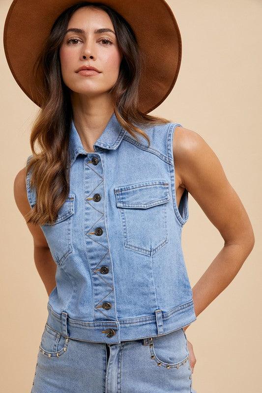 Annie Wear Collared Neck Button Down Denim Vest Medium