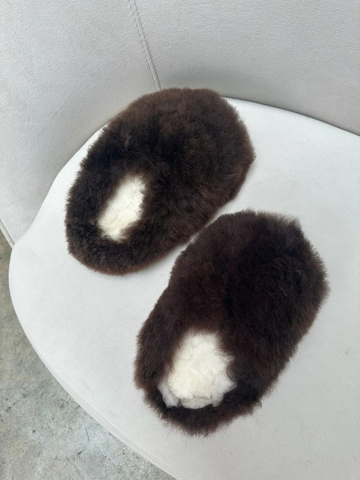 Alpuffas - Genuine Alpaca Slippers