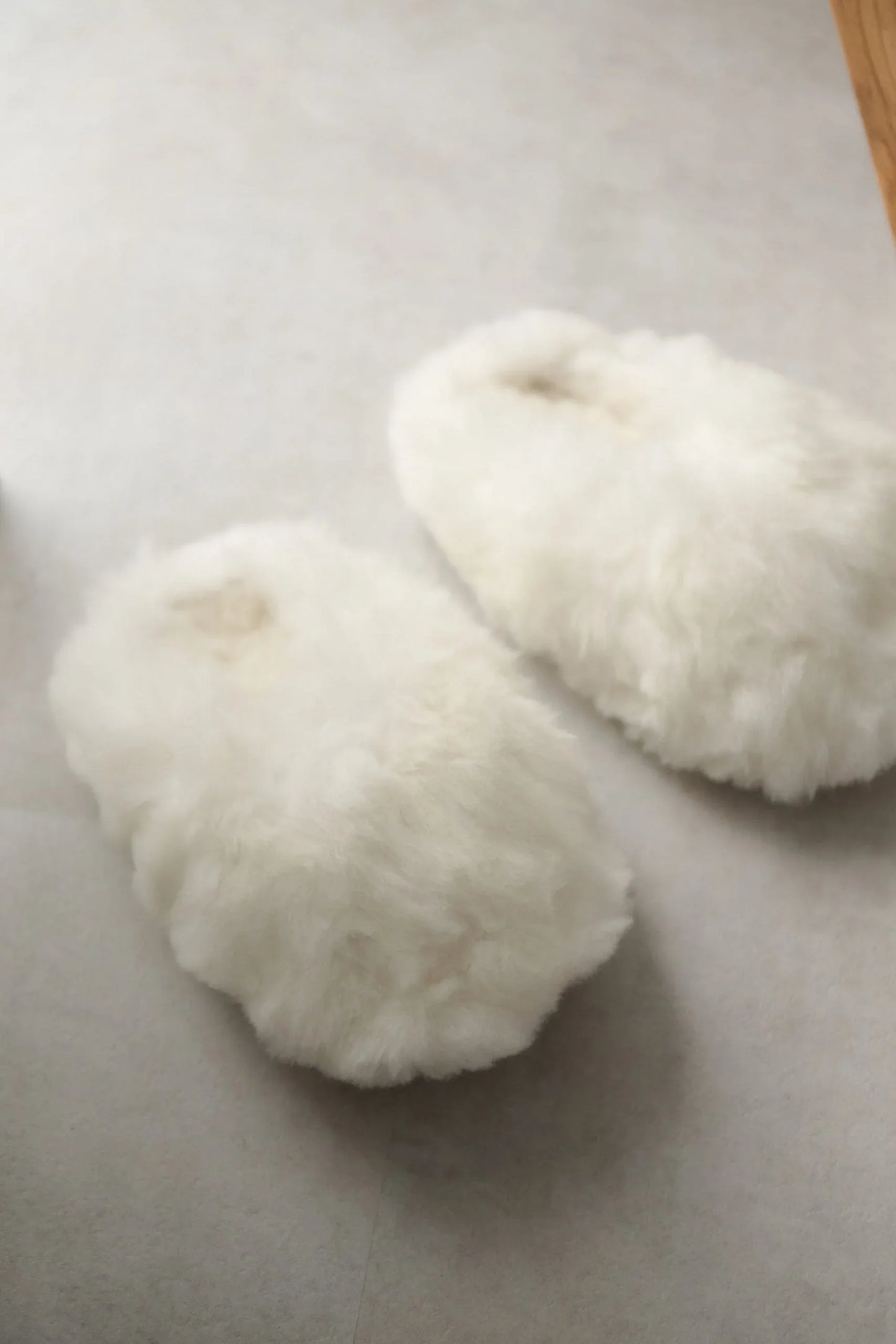 Alpuffas - Genuine Alpaca Slippers