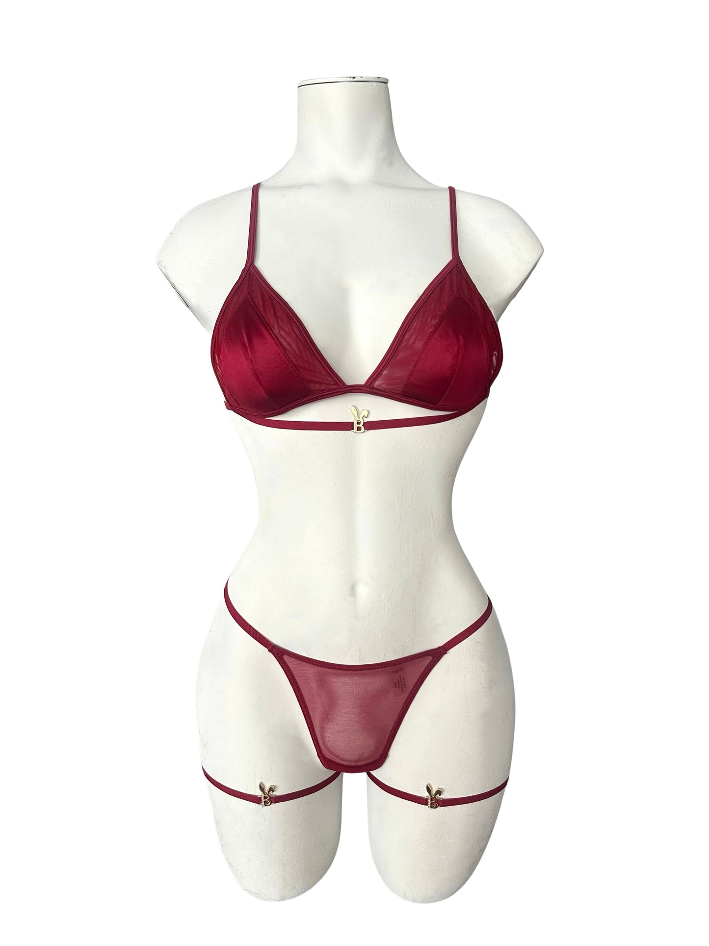LINGERIE SET IN RED WINE