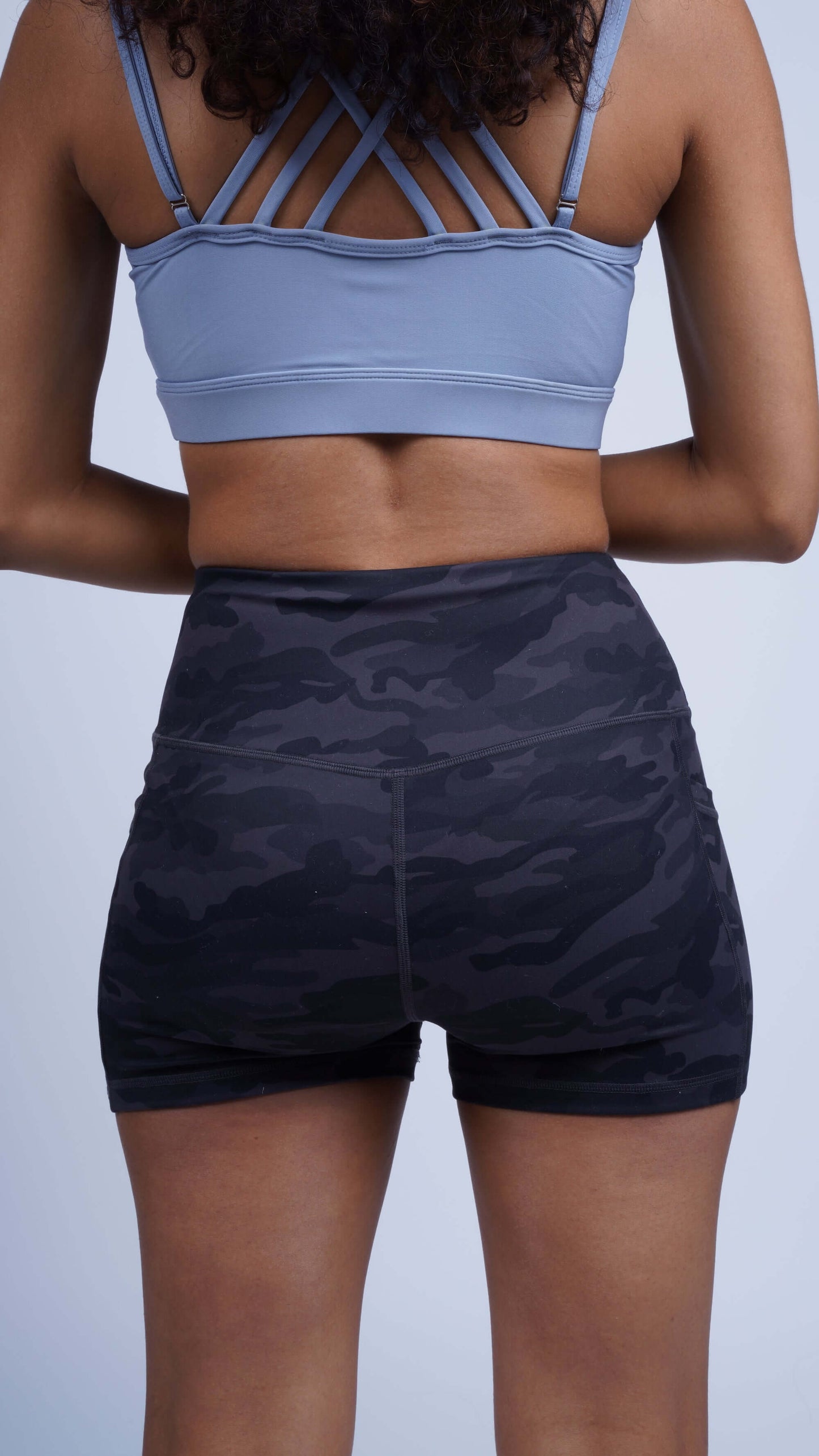 Three Pocket Basic Short