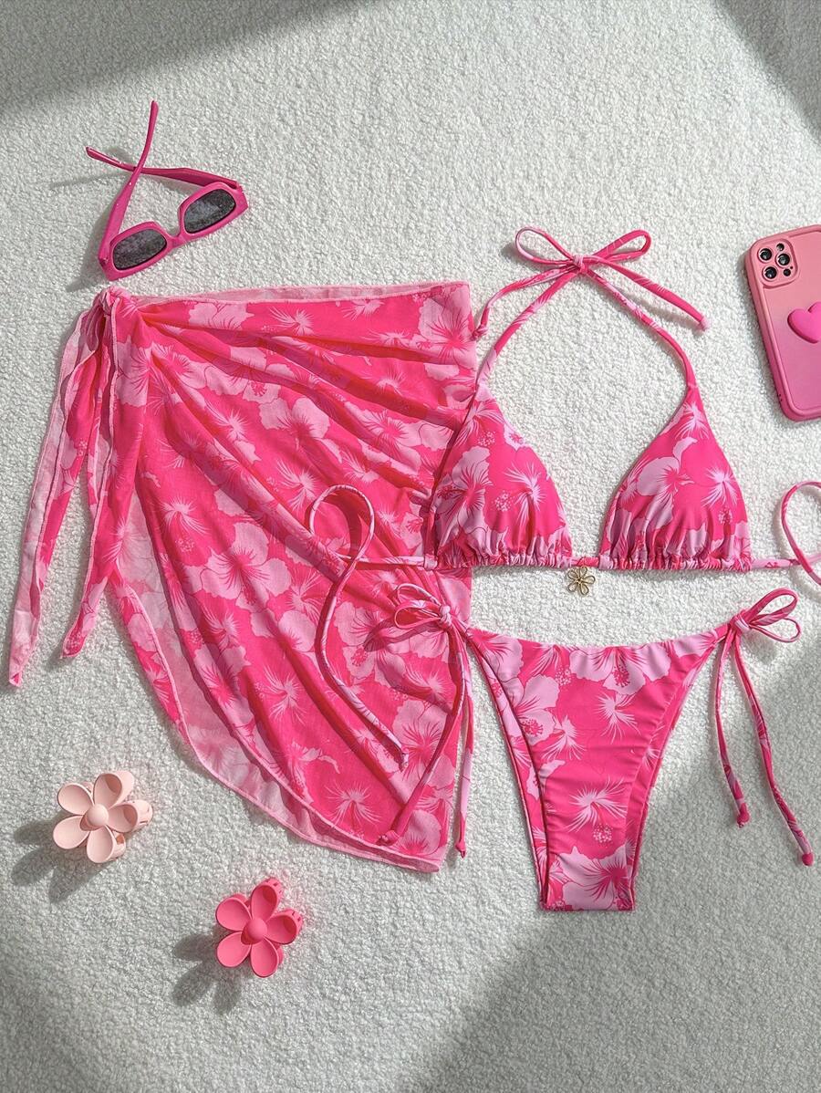 Sexy Bikini Three Piece Swimsuit with and Apron Split Body Design Suitable for Hot Spring Use