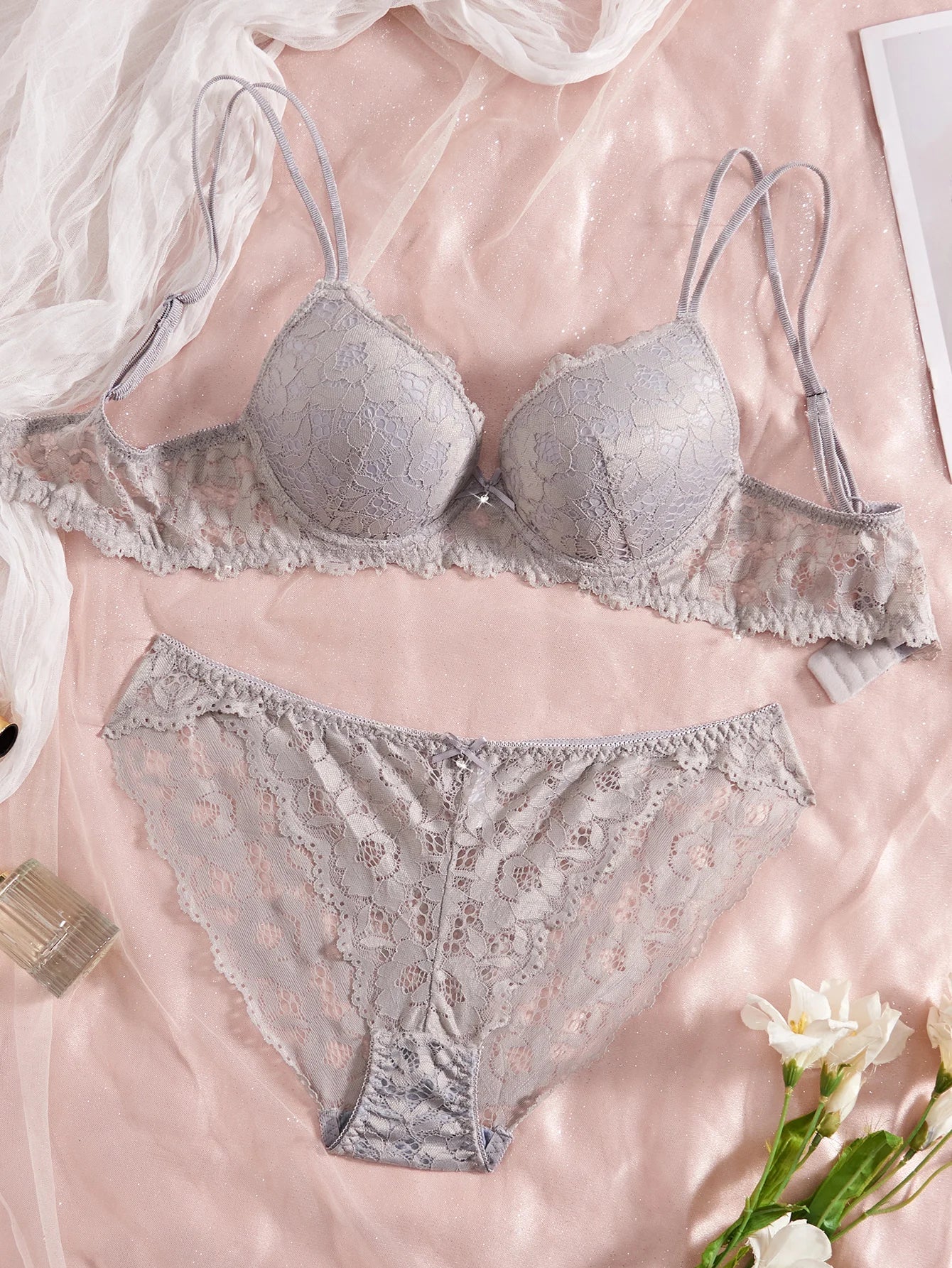 Women's Sexy Lingerie Set Lace Patchwork Solid Color Bowknot Rhinestone Embellished Push-Up Double Shoulder Strap Unlined Comfortable Underwear, Lace Semi-Transparent Breathable Panties