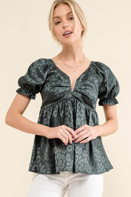 And The Why Satin Leopard V Wired Puff Sleeves Blouse