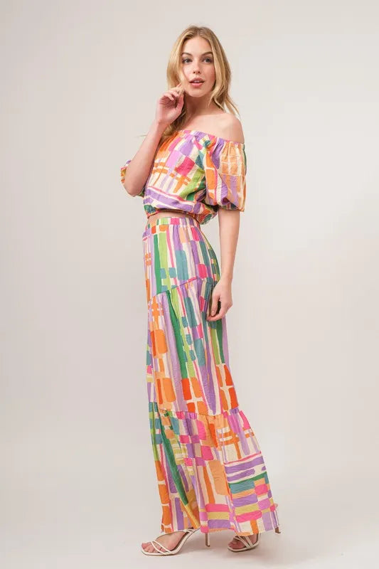 And The Why Puff Sleeve Elastic Edges Geo Printed Crop Top