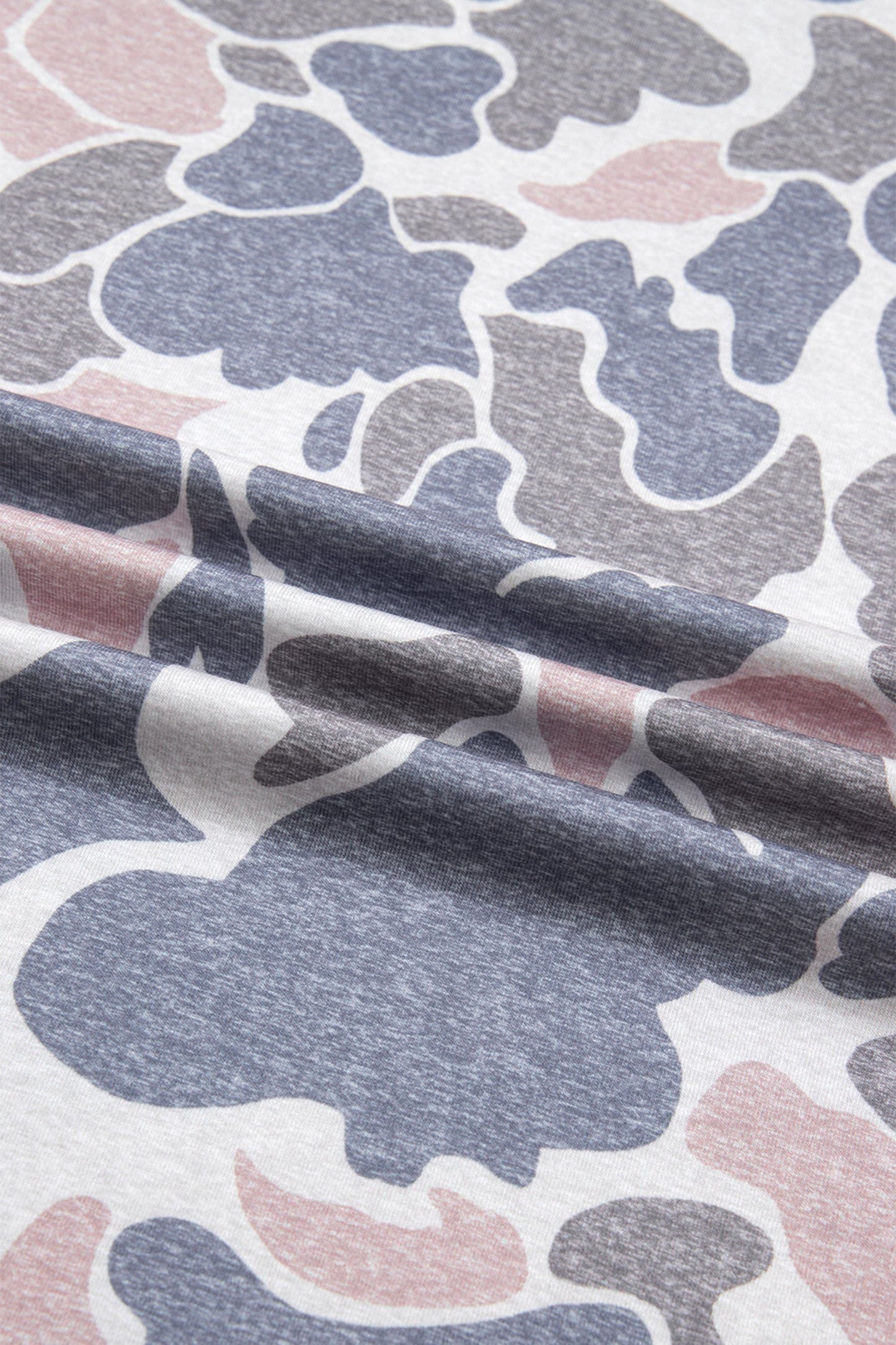 Plus Size Camo Tee & Drawning Shorts Set