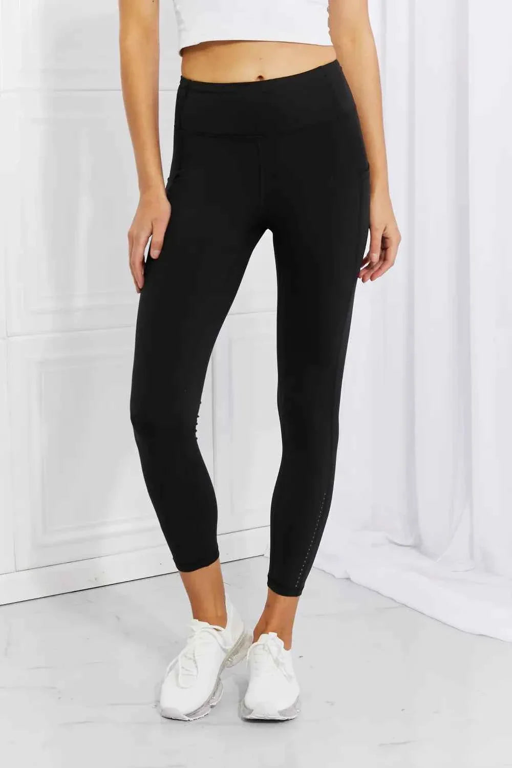 Reflective Dot Strengthen & Lengthen Active Leggings