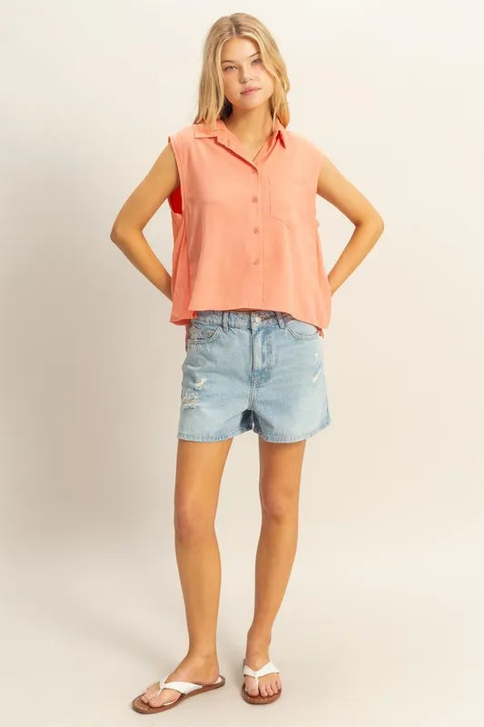 HYFVE Buttoned Front Sleeveless Collar Shirt