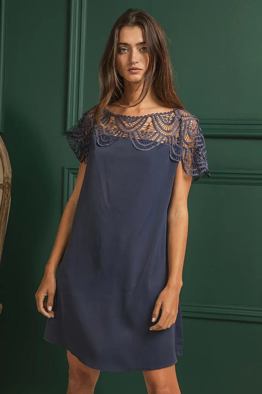 BiBi Crochet Lace Yoke Detailed Wrinkled Dress