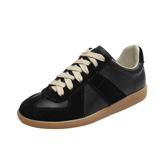 Round Toe Platform Sneakers Black