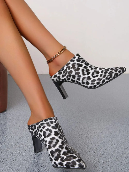 PU Leather Leopard Point Toe Pumps White