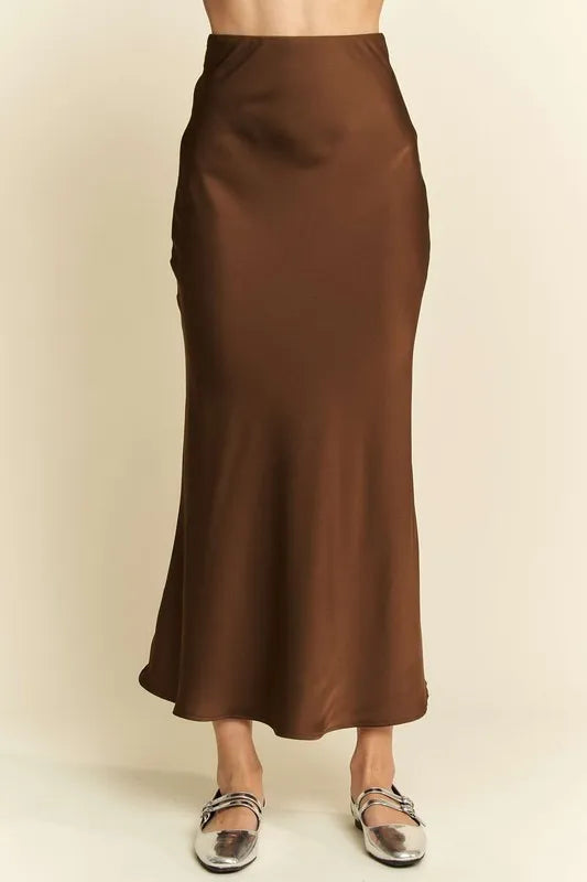Davi & Dani High Waist Midi Skirt Brown