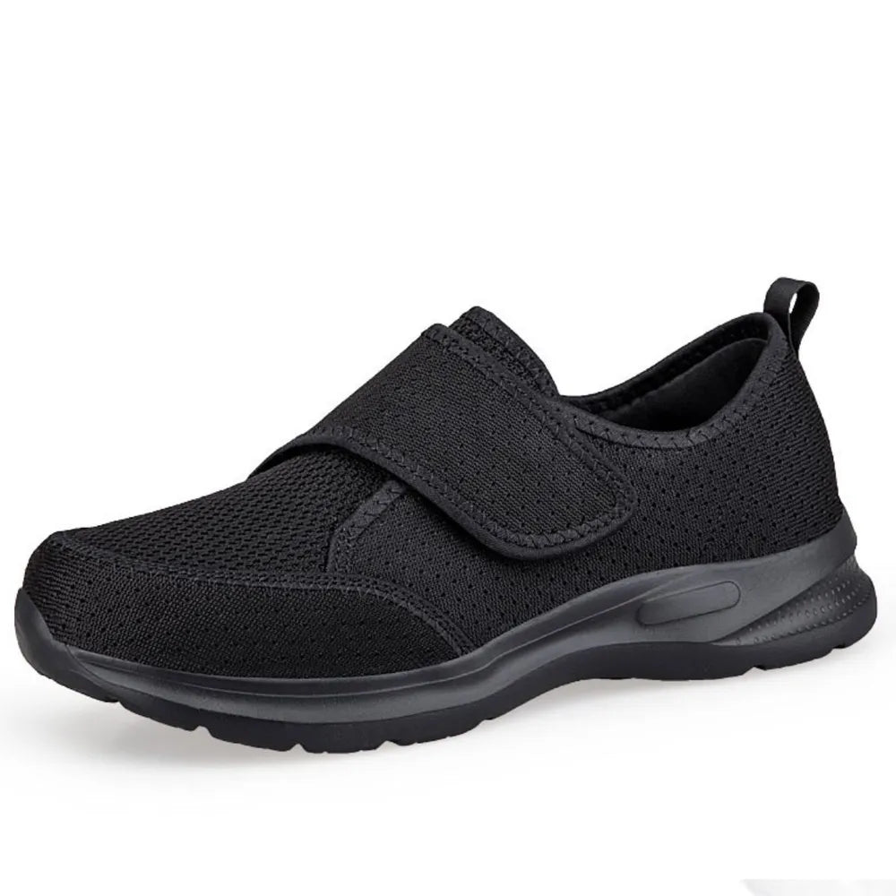 Round Toe Flats Sneakers Black