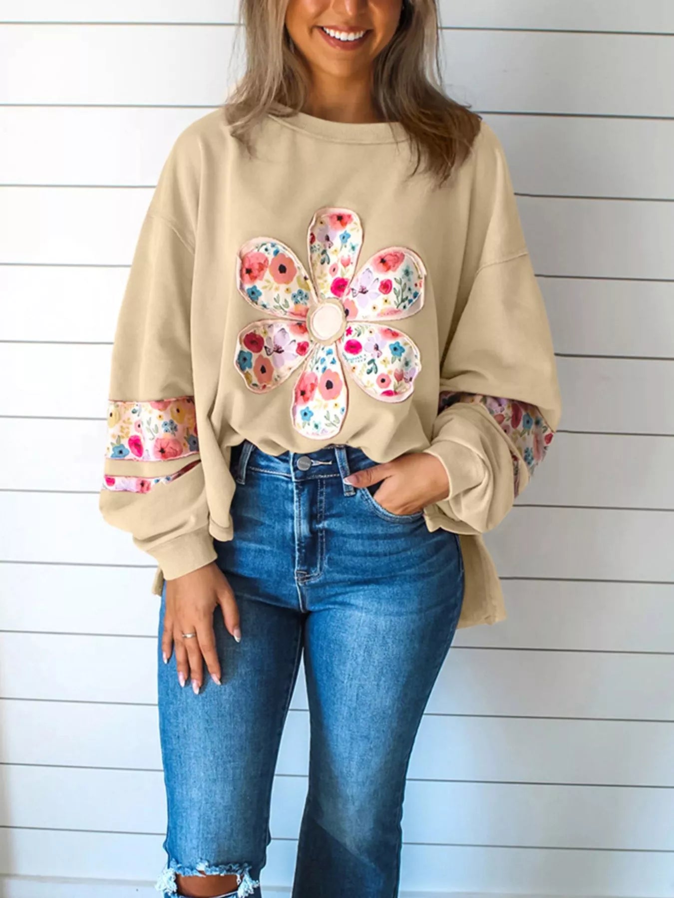 Plus Size Floral Applique Drop Shoulder Sweatshirt