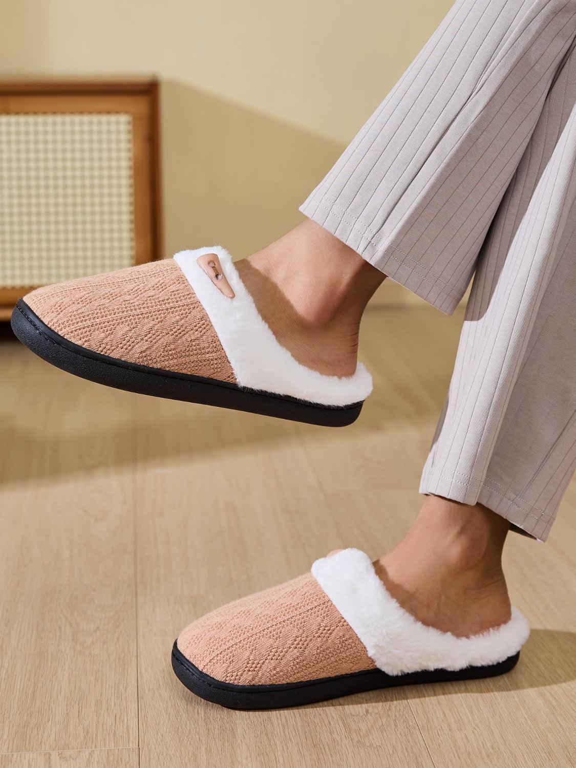 Horn Buckle Furry Texture Flat Slippers Tan