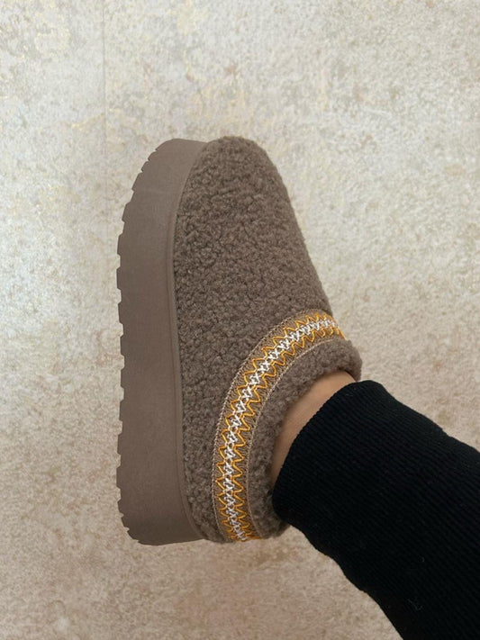 WILD DIVA Embroidered Trim Platform Sherpa Boots Taupe