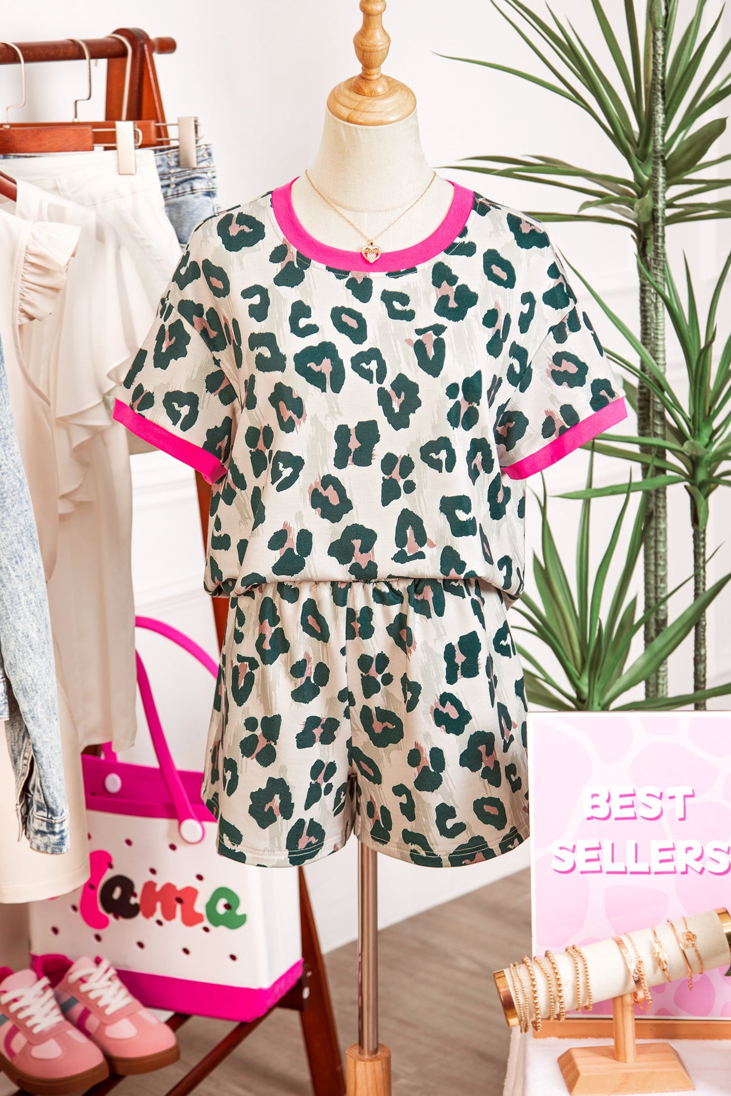Leopard Contrast Trim Top & High Waist Shorts Set