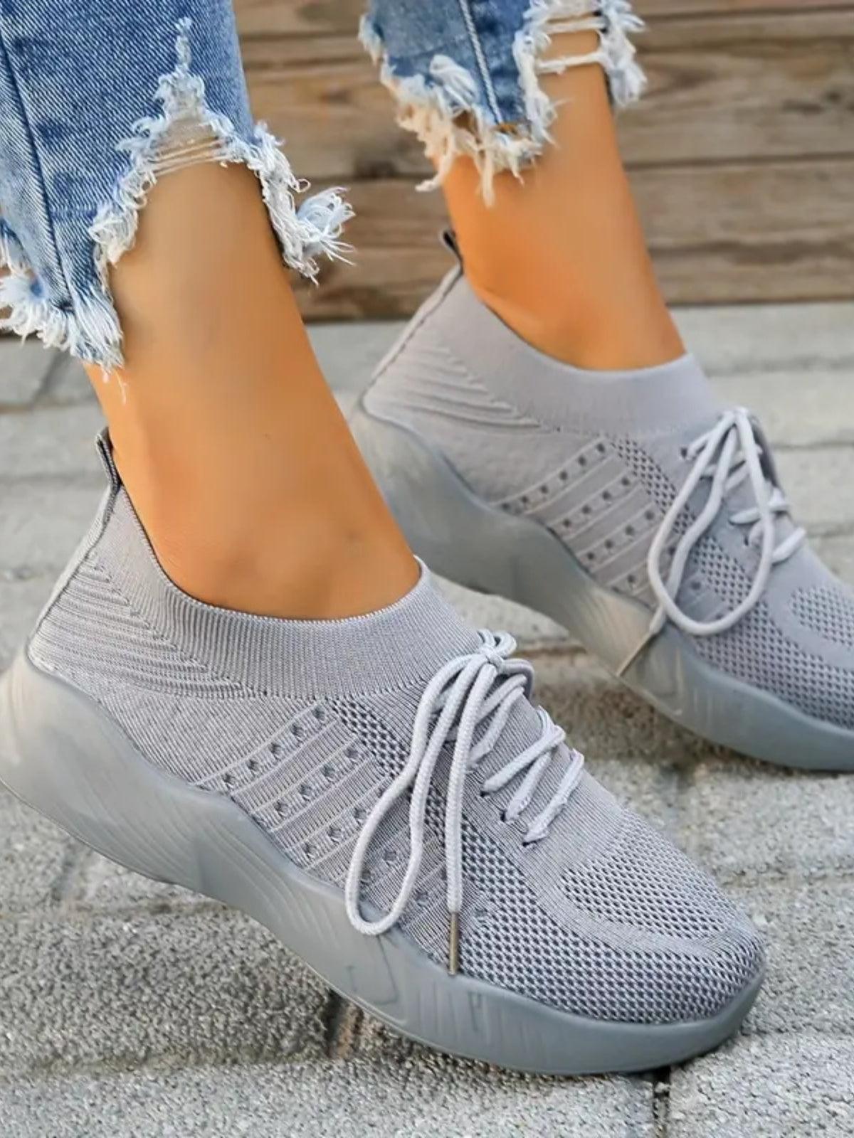 Mesh Round Toe Flat Athletic Gray