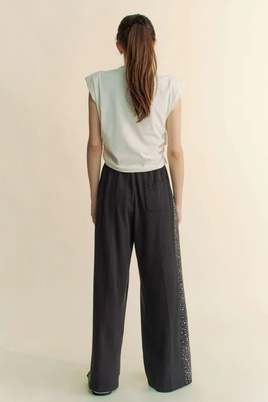 Davi & Dani Solid Mock Neck Short Sleeve Jewel Crop Top