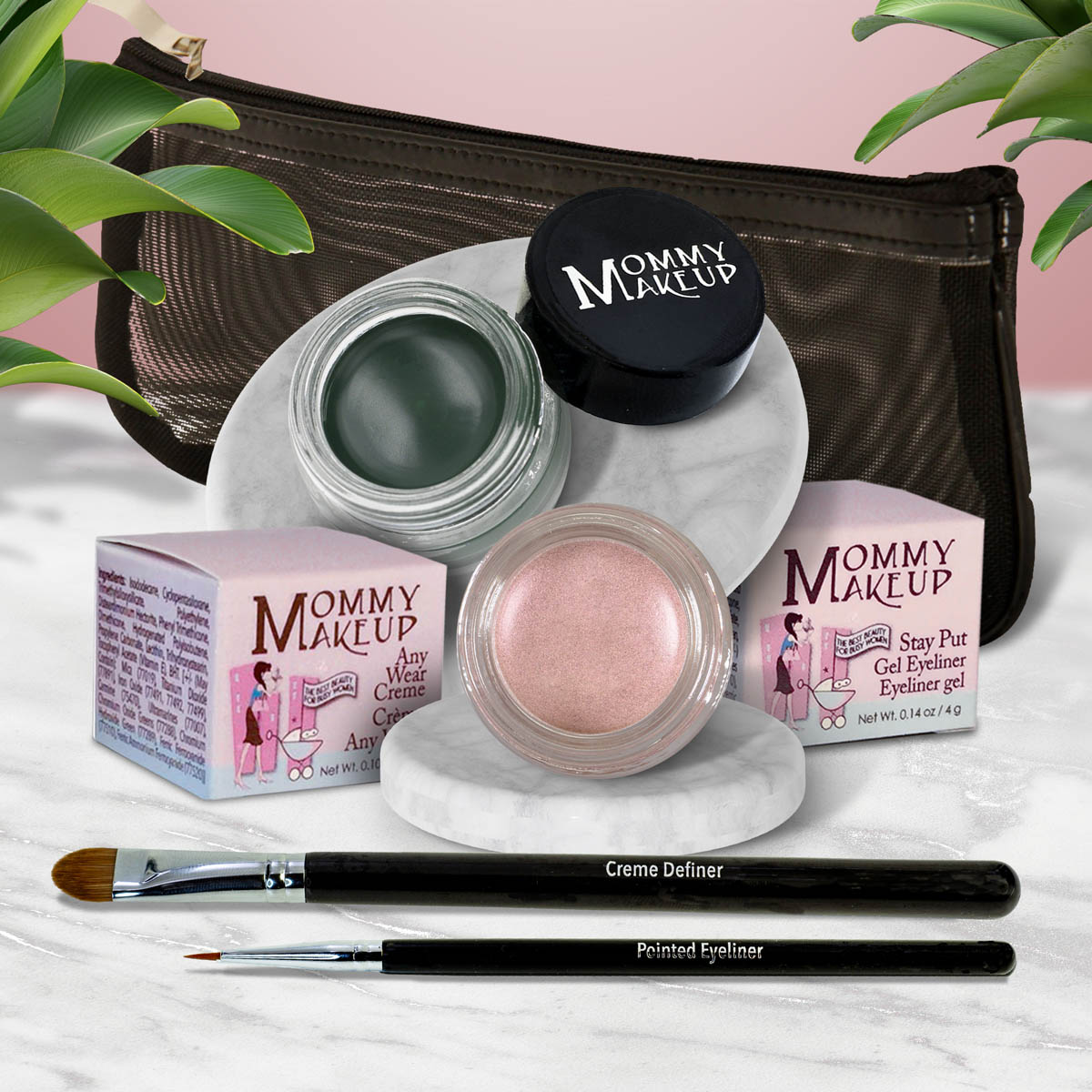 The Everlasting Eye | Waterproof Eye Makeup Set Pink Icing - A Light Opalescent Pink Hunter - A Rich Hunter Forest Green