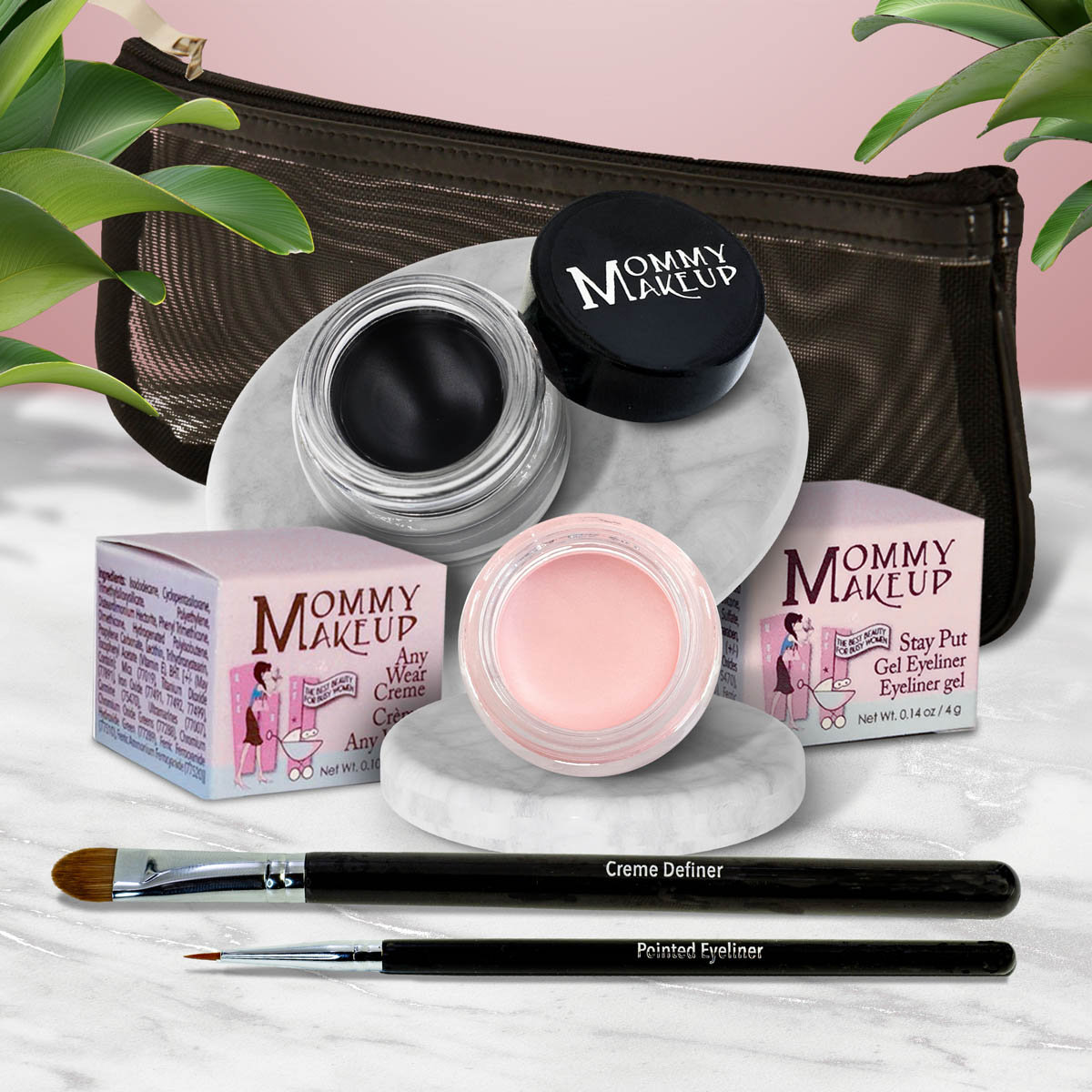 The Everlasting Eye | Waterproof Eye Makeup Set Cameo - a light nude pink Black Beauty - Pure black