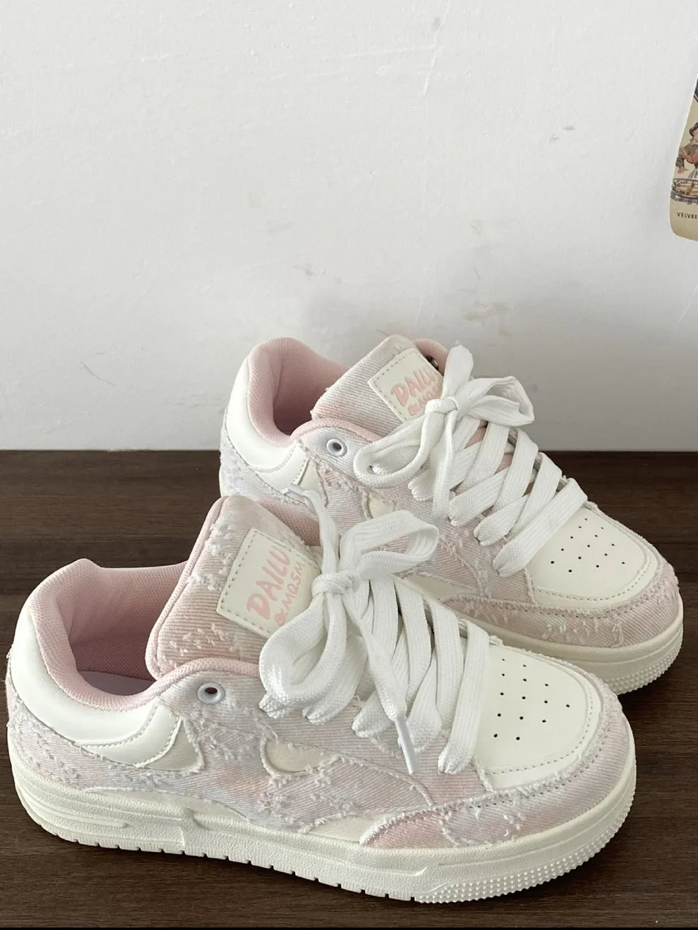 Lace Up Round Toe Platform Sneakers Pink