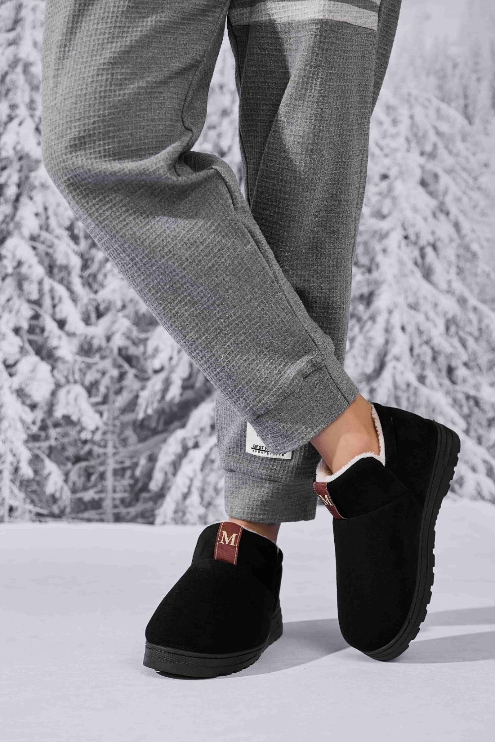 Letter M Suede Round Toe Slippers Black