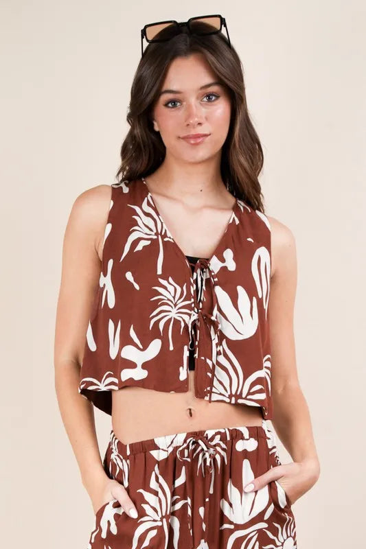 VERY J Printed Front Tie Crop Resort Top Chocolate