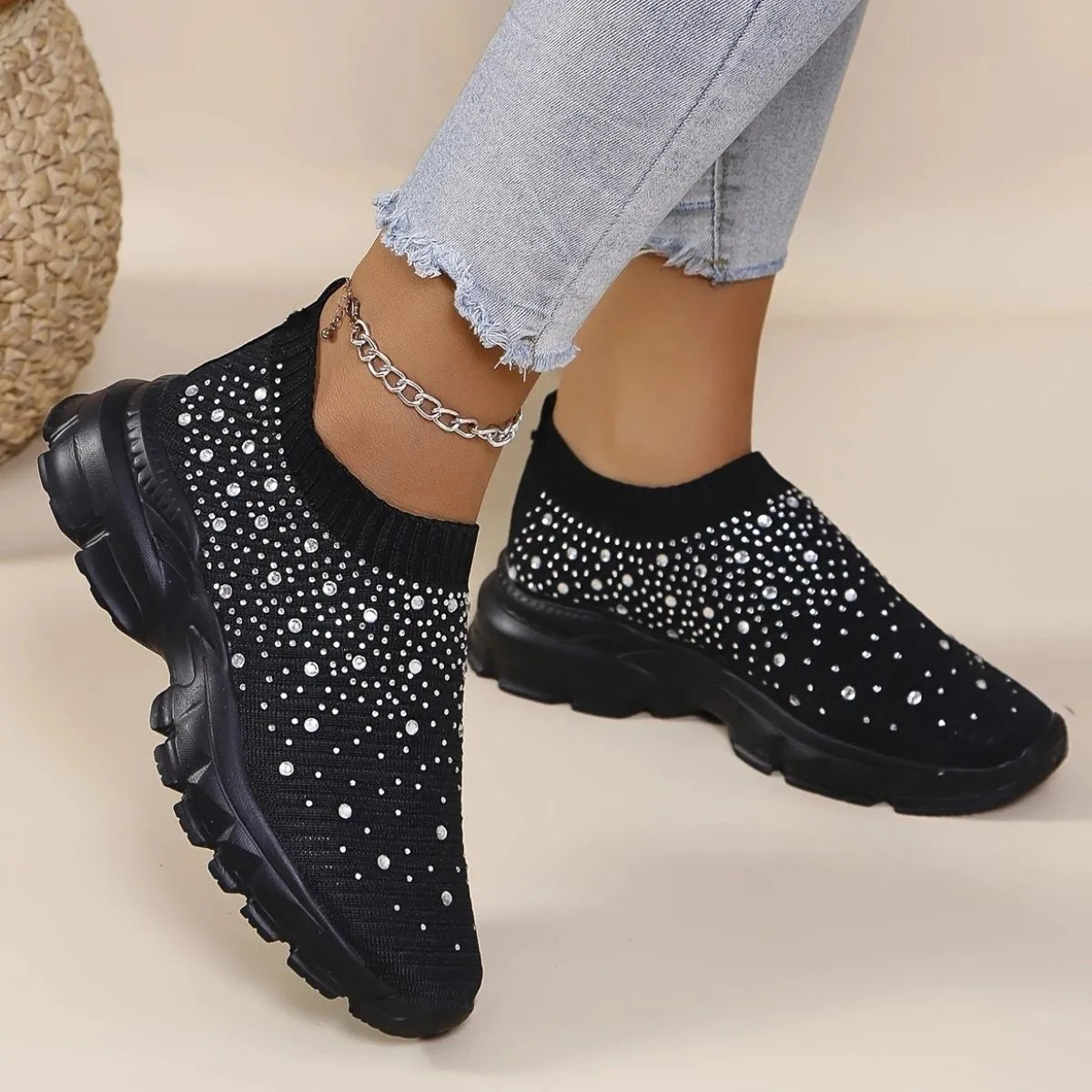 Round Toe Flats Sneakers Black