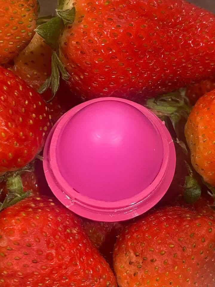 Nourishing Lip Balm for Deep Moisture and Protection