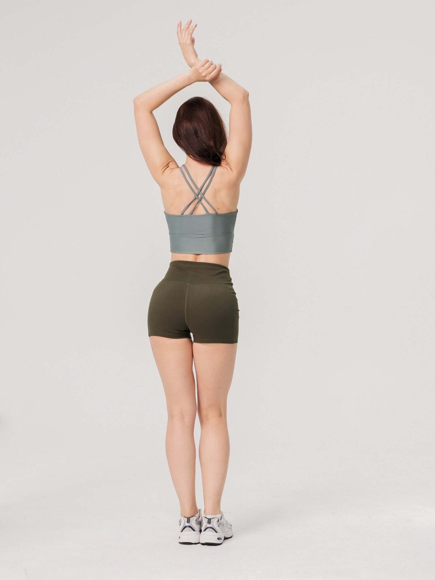 Three Pocket Basic Short