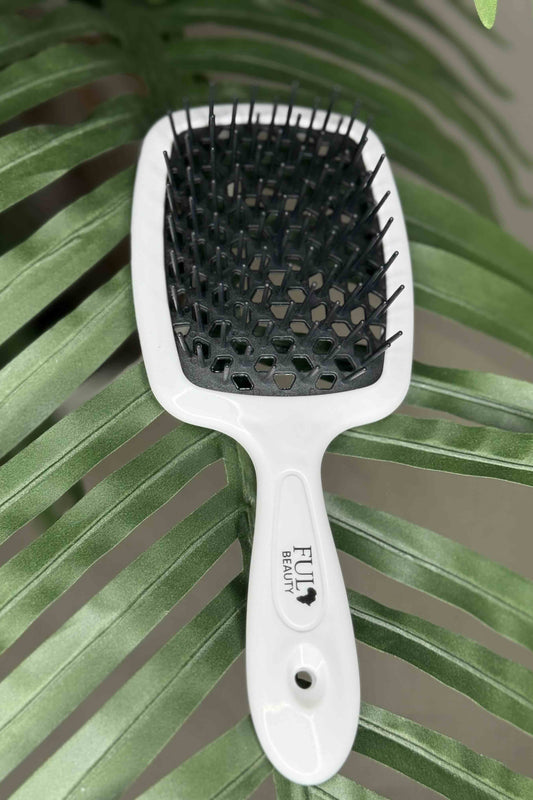 The Fula Detangling Brush