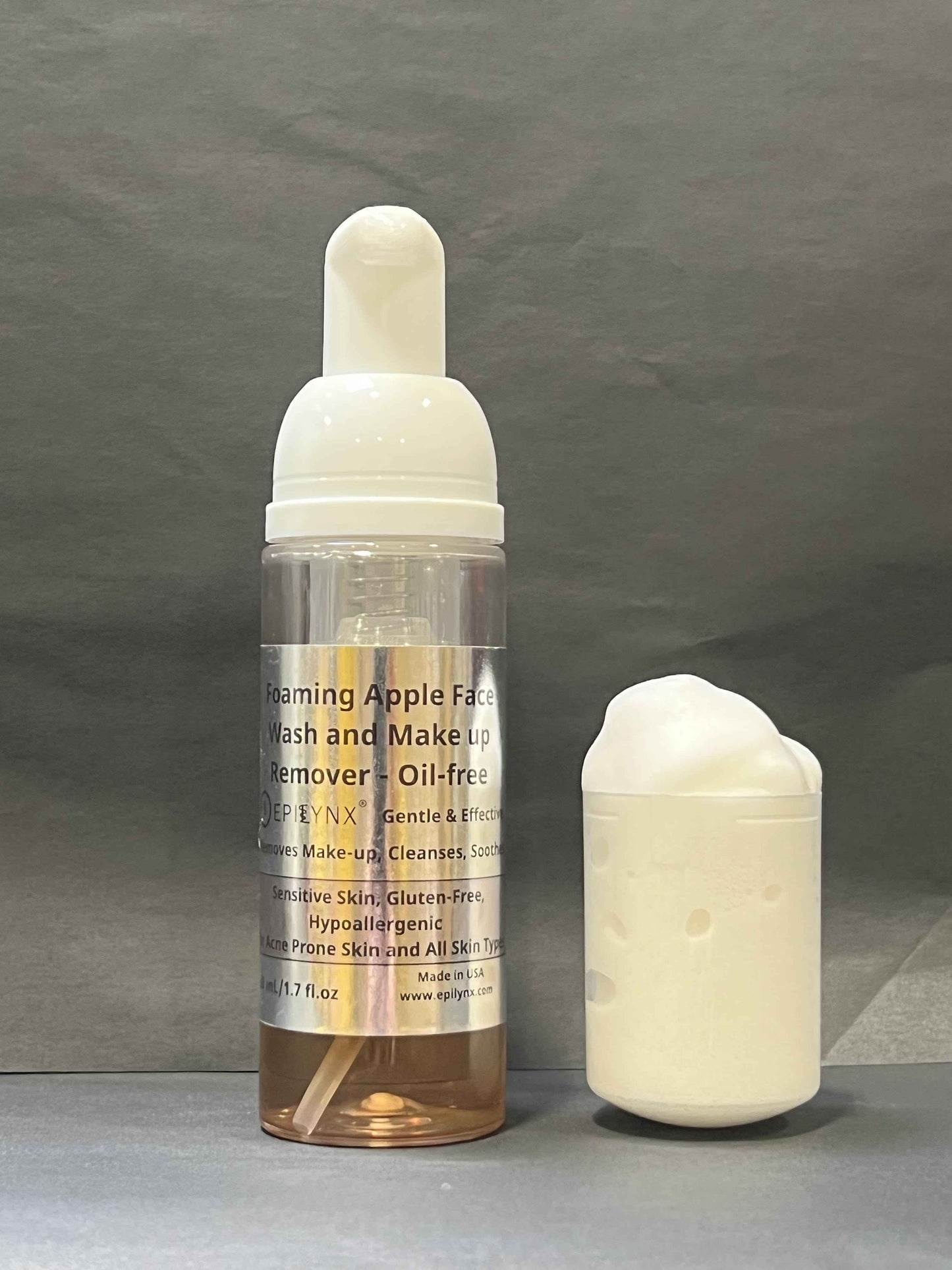 Gentle, Oil-Free Foaming Apple Cleanser for Sensitive & Acne-Prone Skin | Vegan, allergen-friendly, sulfate & paraben free | Purifying, hydrating face wash for all skin types